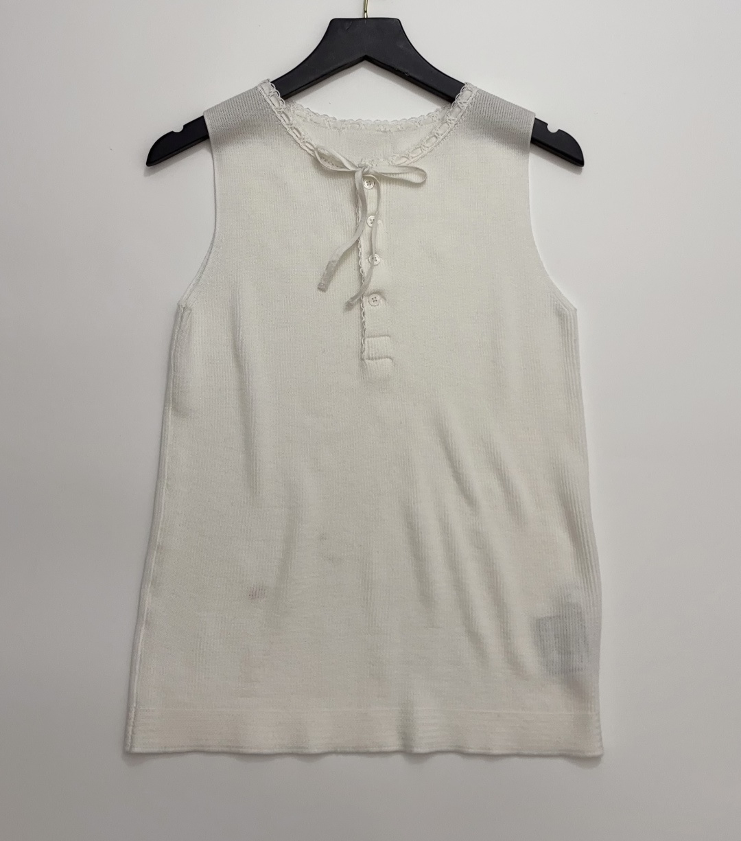 Japanese Style 'R' Letter Lace Trim Elastic Slim Knit Vest T-Shirt