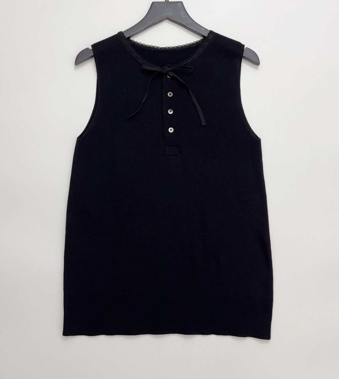 Japanese Style R-Letter Lace Trim Elastic Slim-Fit Knit Vest T-Shirt