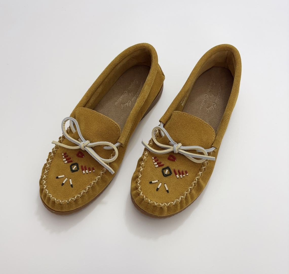 Laurentian Chief x 45R Star Bead Moccasin Casual Flats