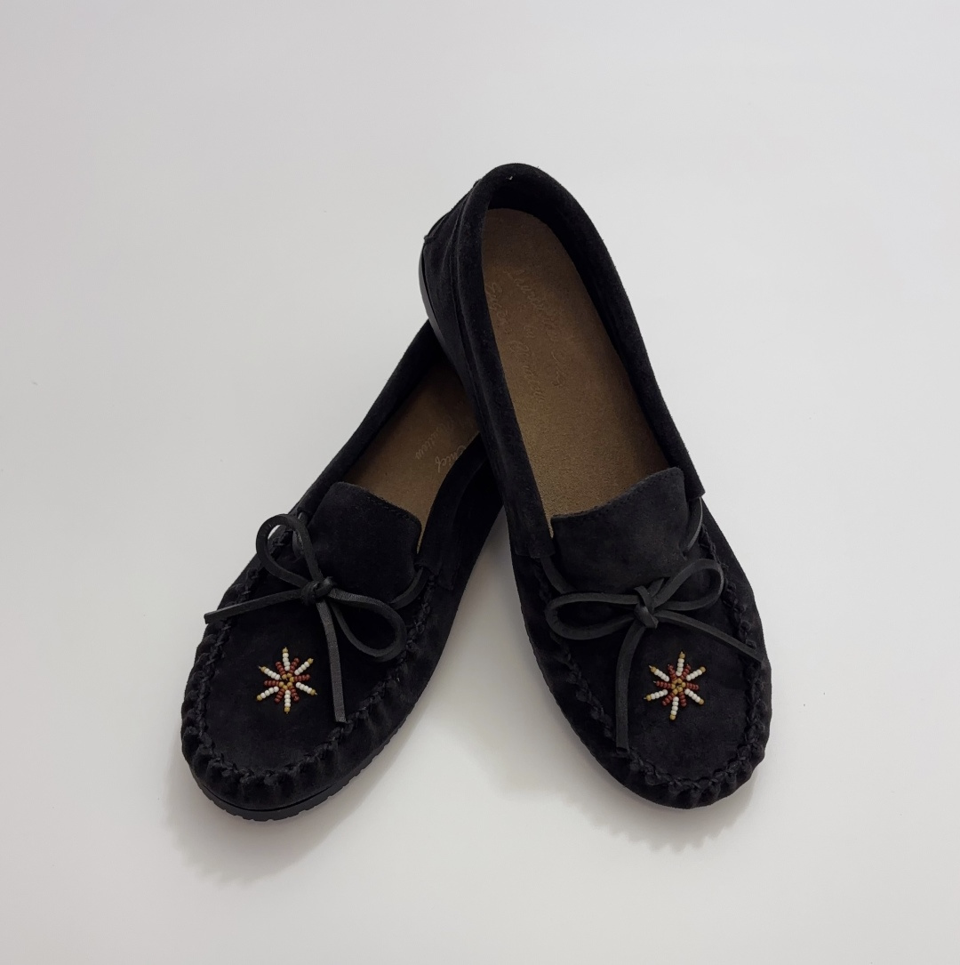 Laurentian Chief x 45R Star Bead Moccasin Casual Flats