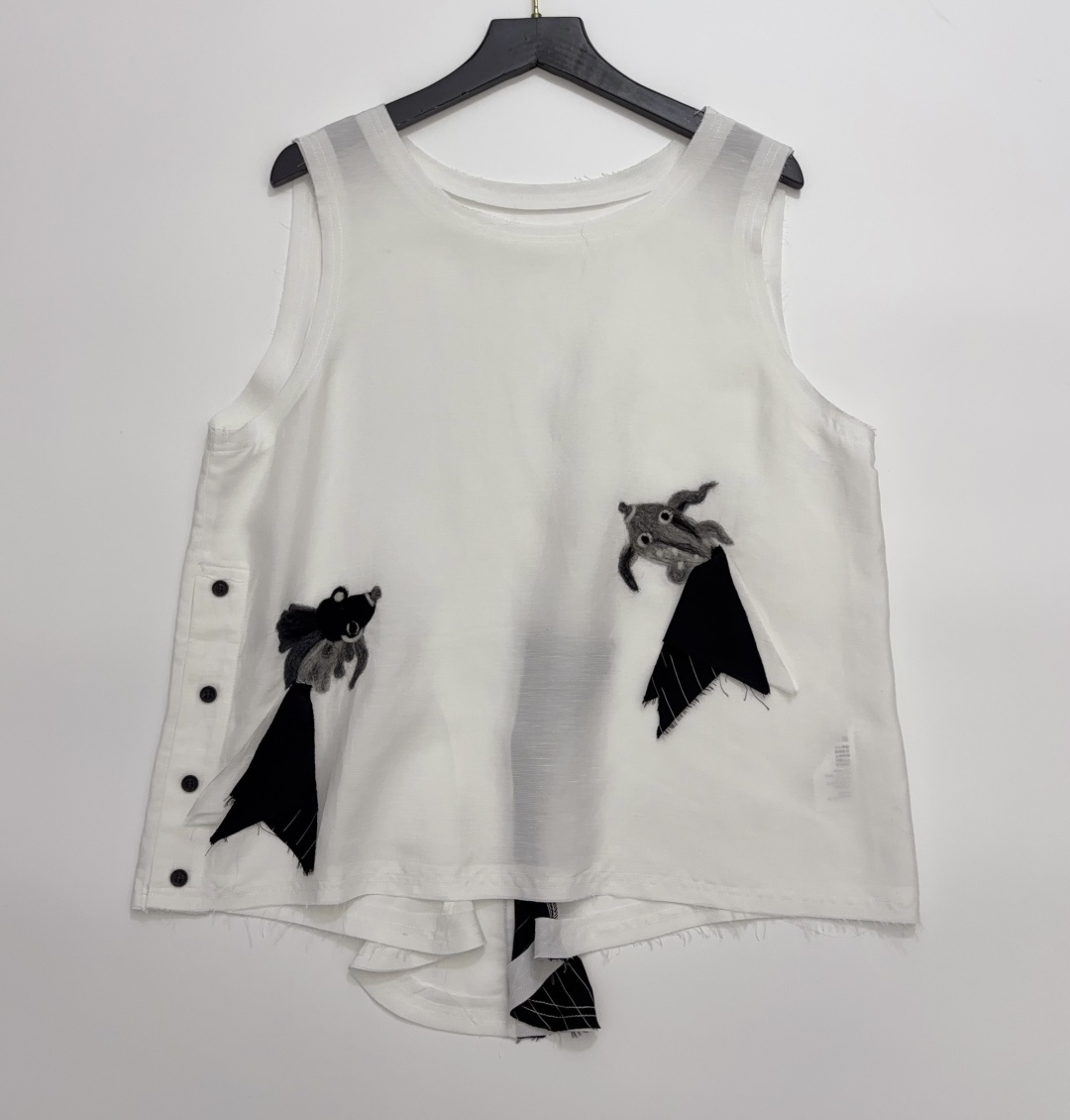 Handmade Felt Embroidered Koi Fish Loose Vest