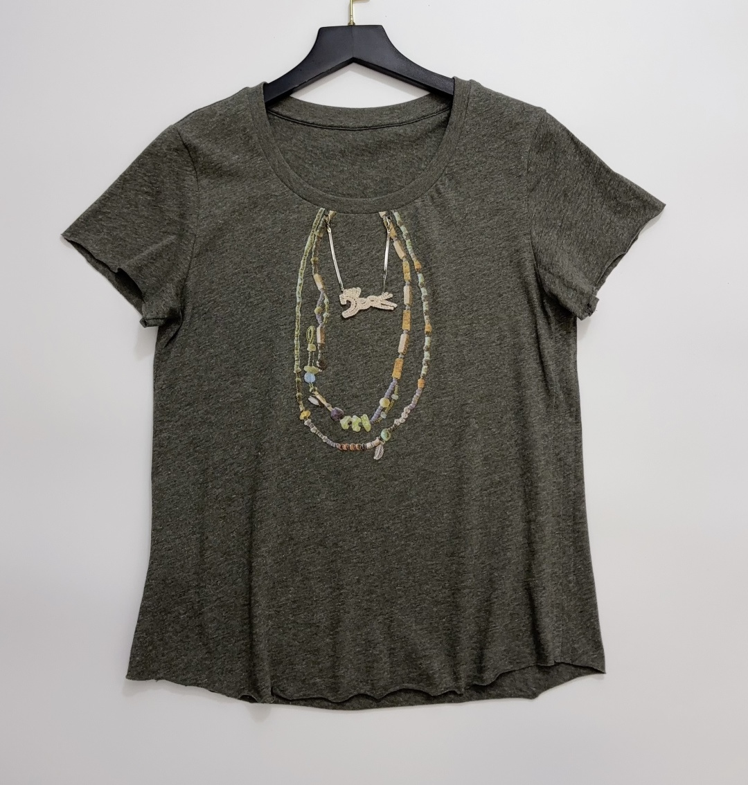 Embroidered Horse Pendant Cotton Linen Rolled-Edge T-Shirt