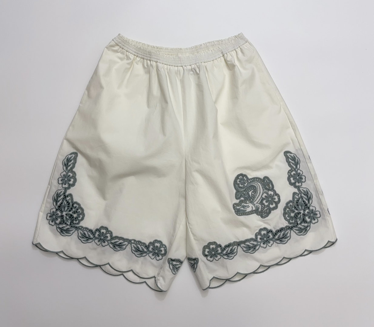 Alémais Fashionable Printed Embroidered Cut-out Shorts