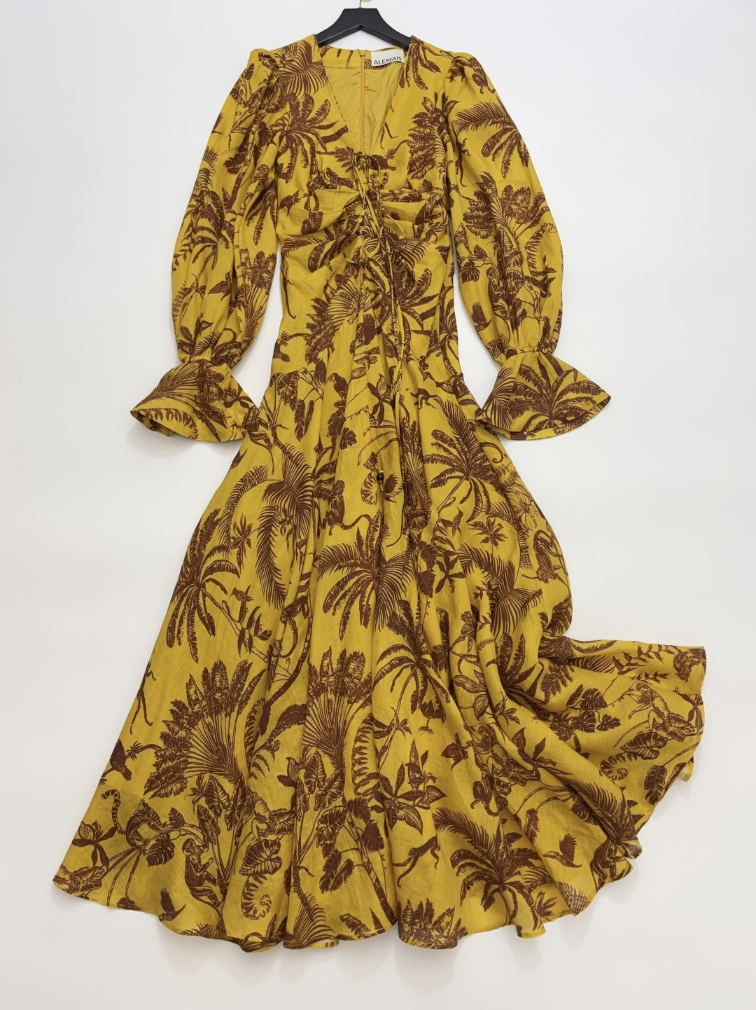 Alémais Elegant Resort Floral Print V-Neck Long Sleeve Maxi Dress