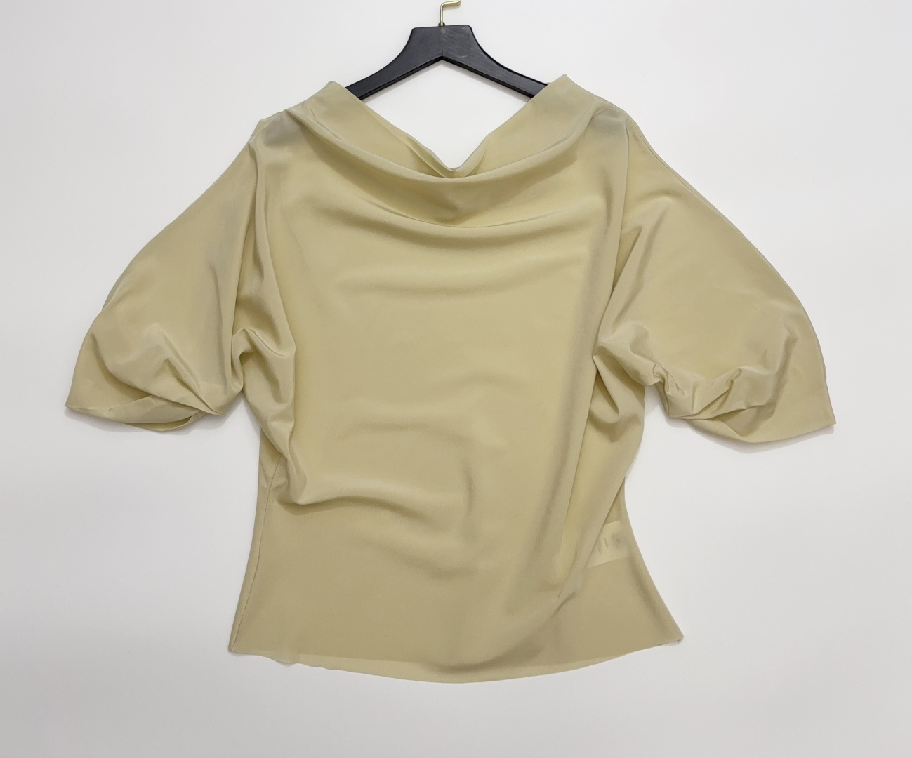 Cortana Twill Cut Elastic Flat Collar Top