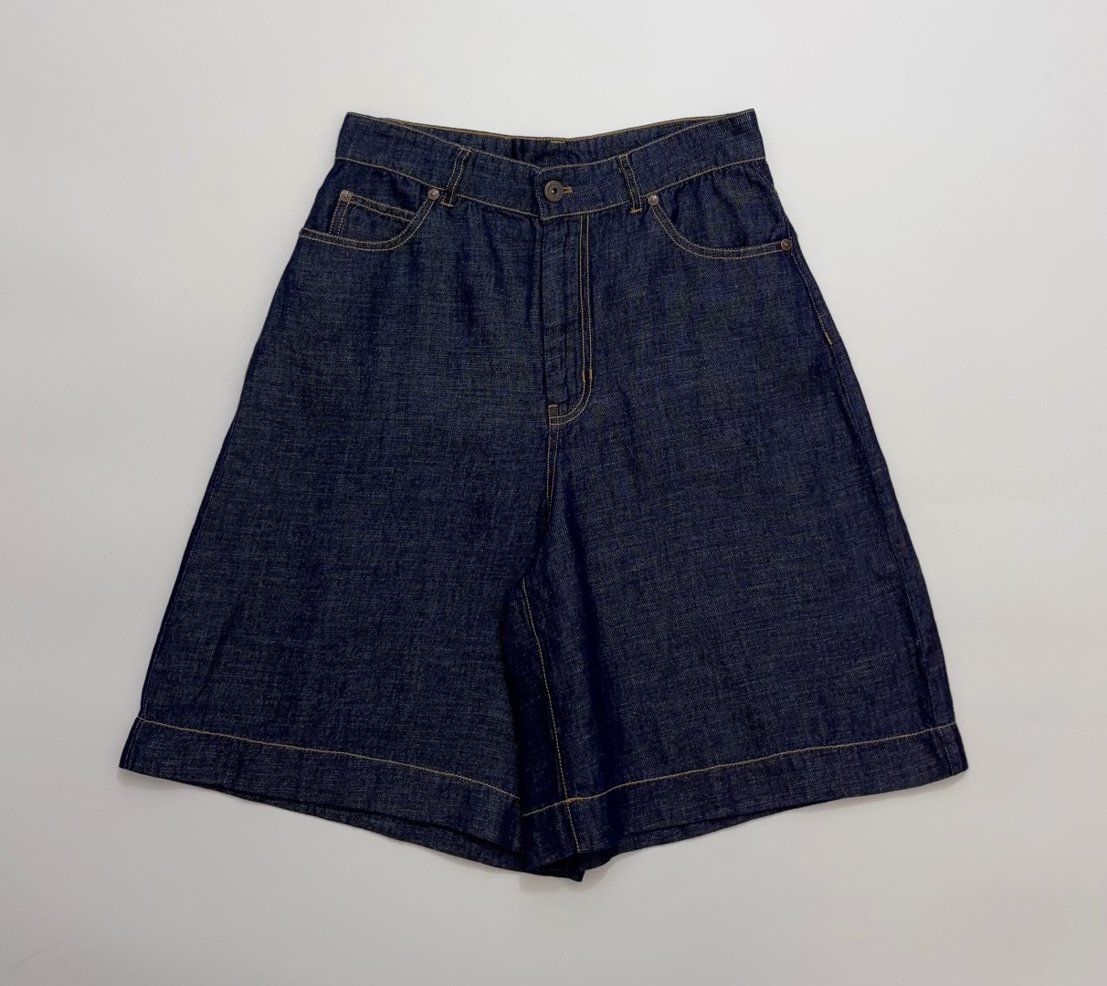Weekend Max Mara Versatile Denim Shorts