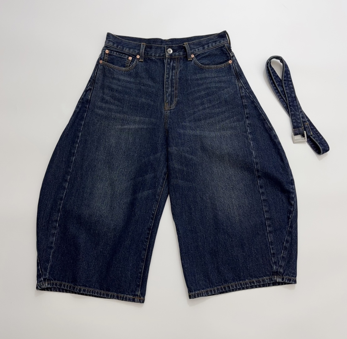 Deconstructed Vintage Belted Cropped Jeans