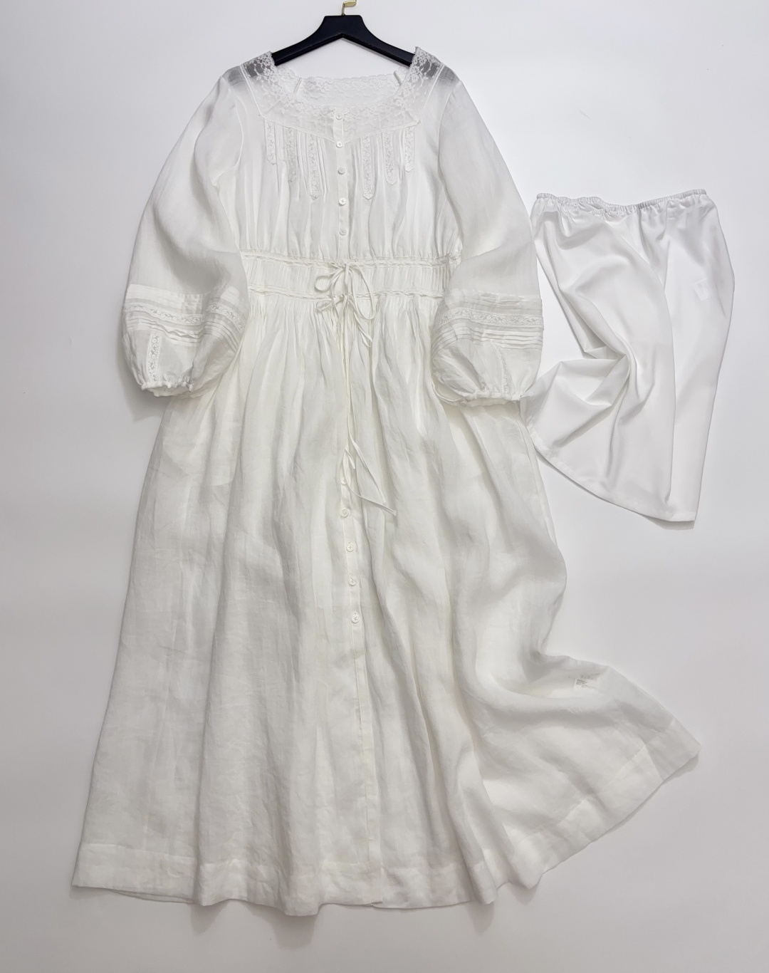 Dôen French Pastoral Puff-Sleeve Maxi Dress with Front Buttons, Vintage Lace Square Neckline, and Drawstring Tie