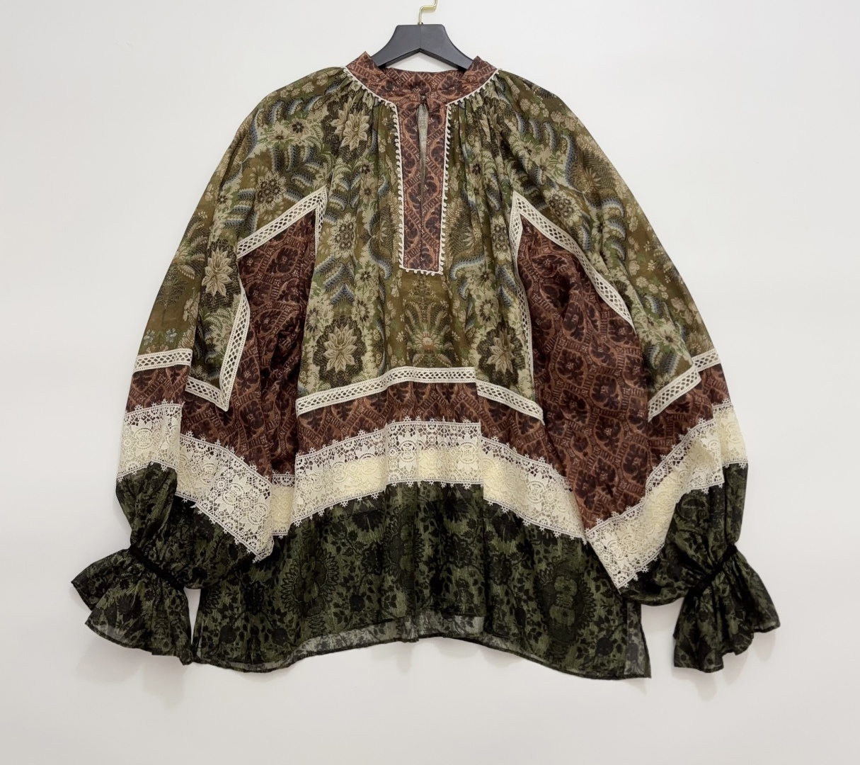 Into The East Four-Square Floral Patchwork Lace Puff Sleeve Shirt