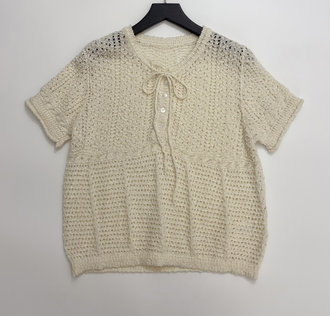 Swaying Hollow-Out Lace-Up Knitted Short-Sleeve Top
