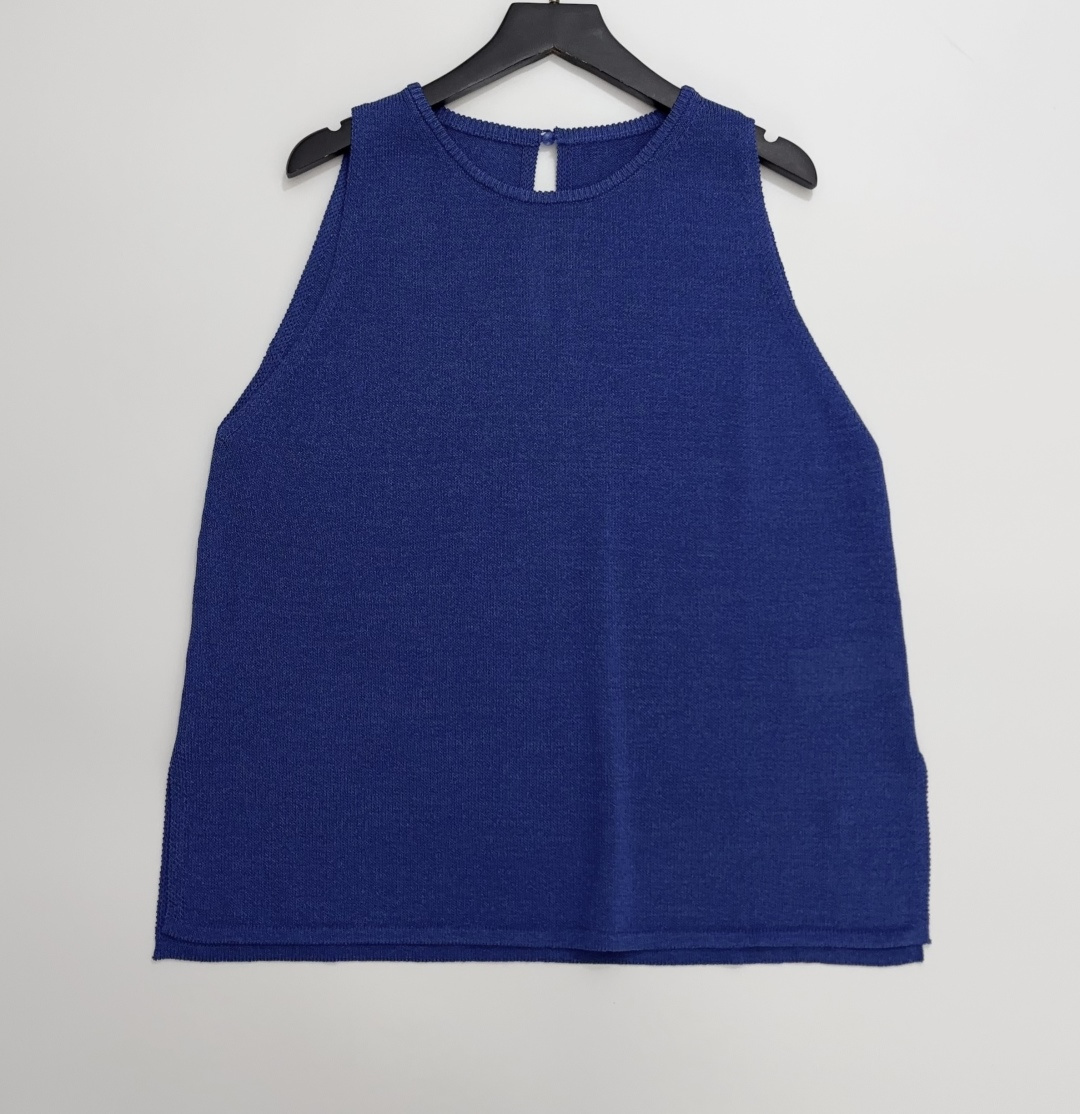 Auti Seminario Simple Solid Color Knitted Vest Top