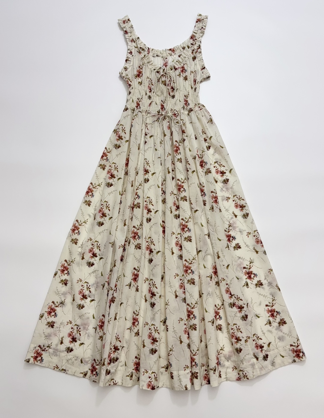 Dôen French Print Sleeveless Lace Waist Empire Vacation Dress