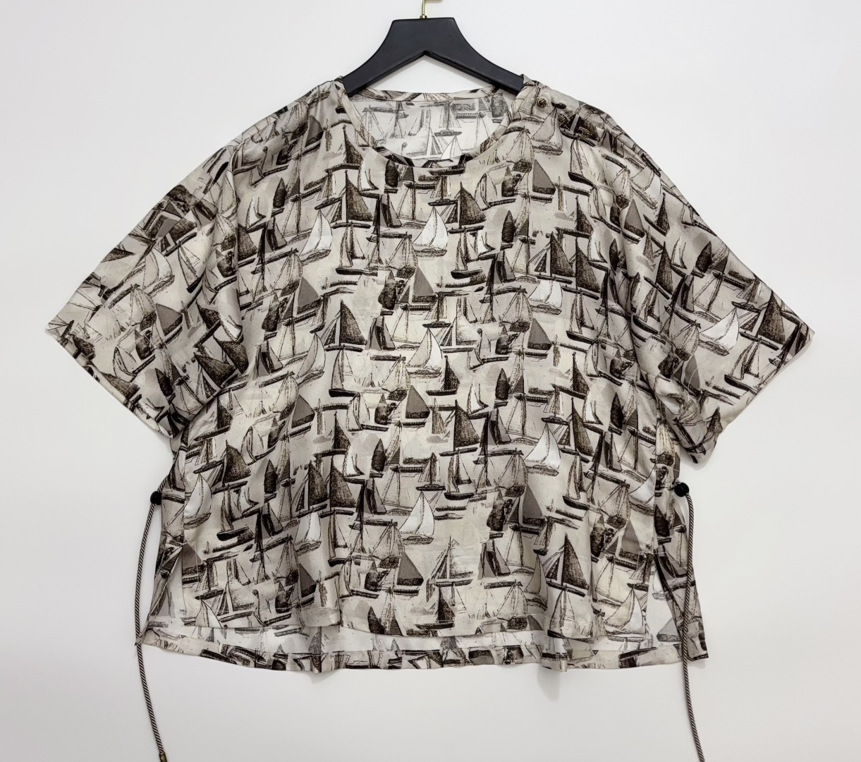 Max Mara Studio Sailboat Print Drawstring Waist Drop Shoulder Short Sleeve Top
