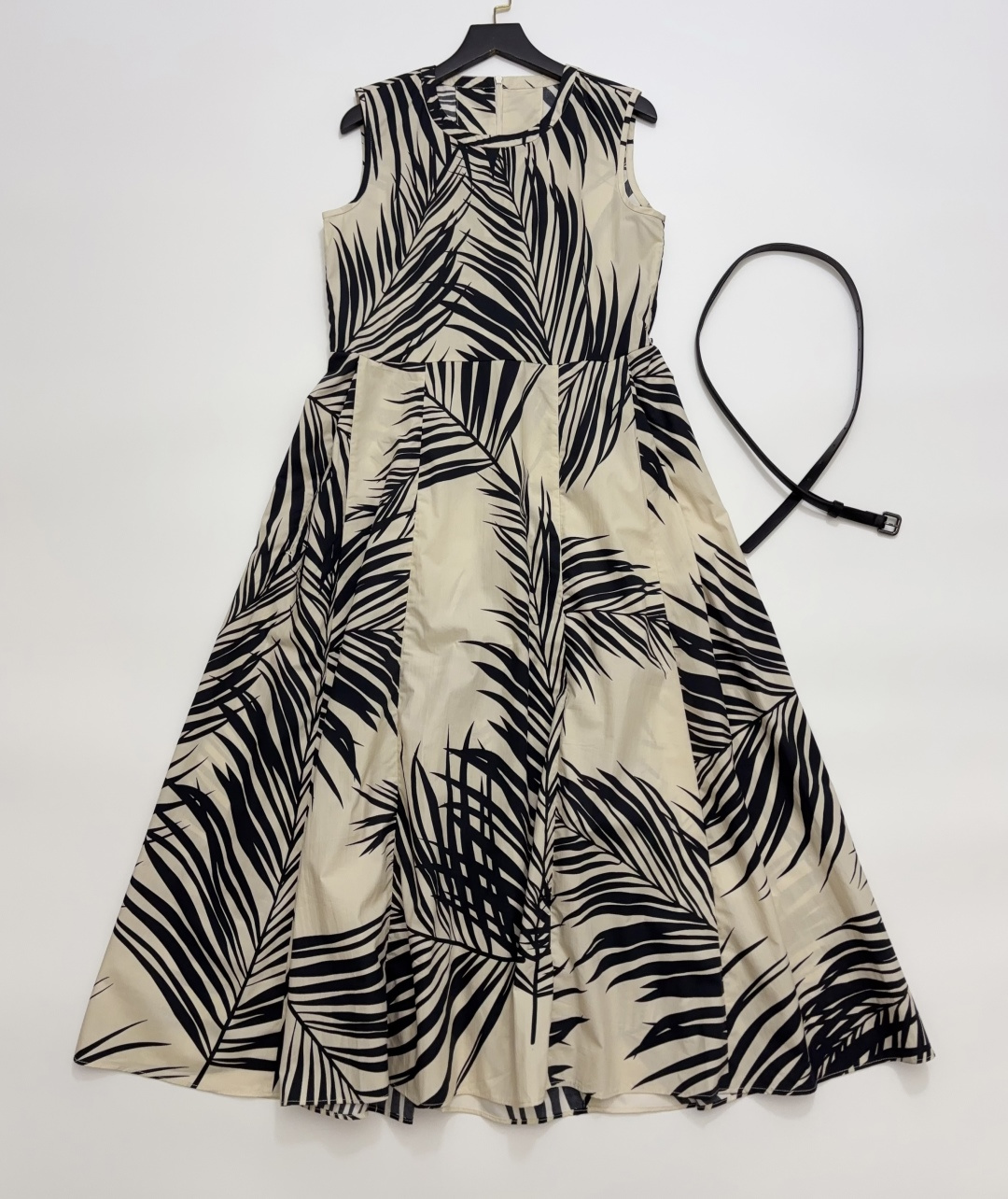 Max Mara Palm Leaf Plant Print Sleeveless Dress