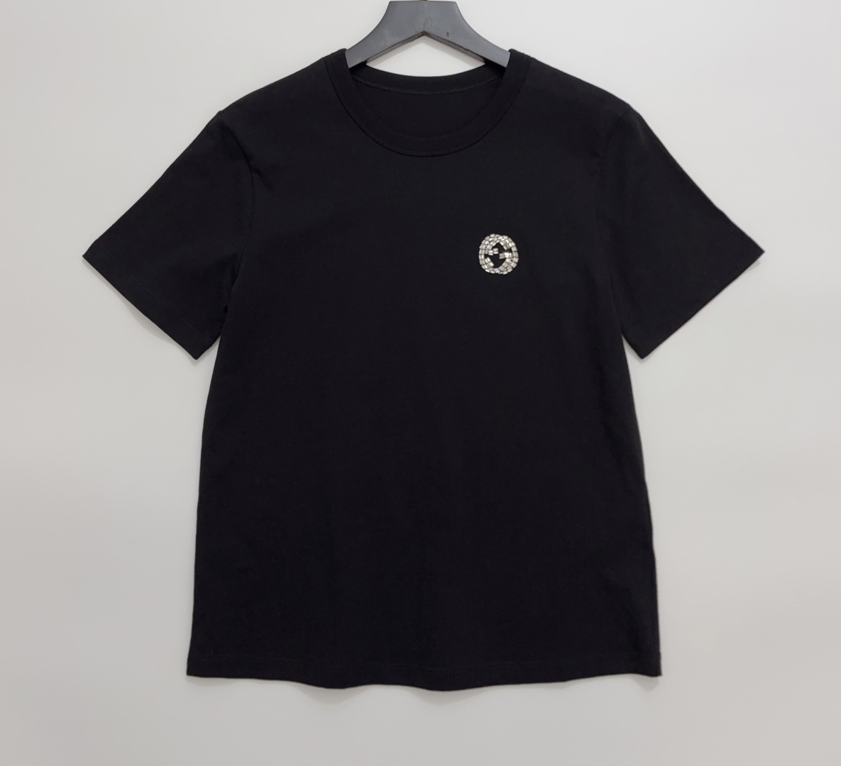 Gucci Embellished Logo Crew Neck Short Sleeve T-Shirt