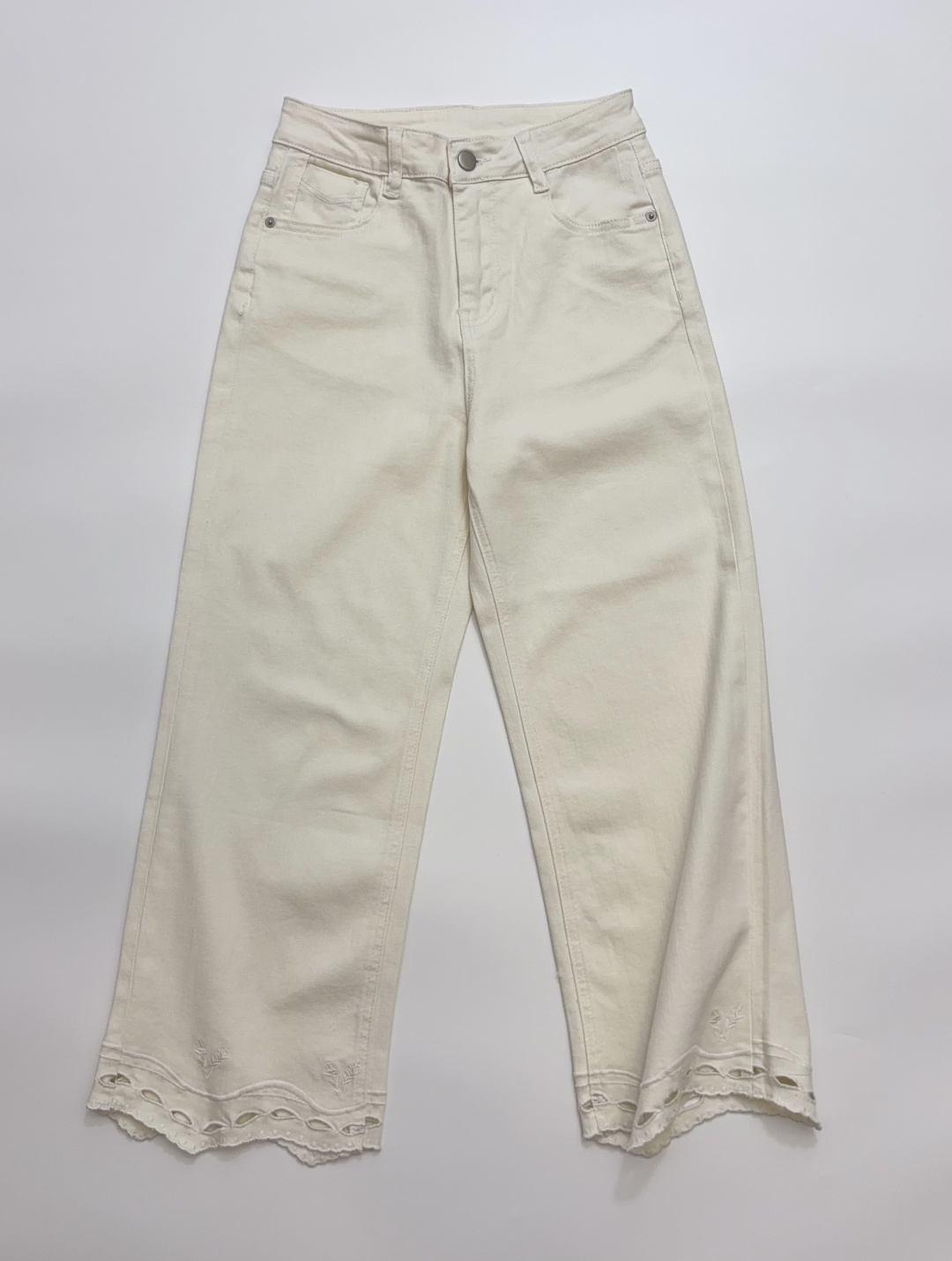 Vivetta Embroidered Lace Textured Cropped Vintage Jeans