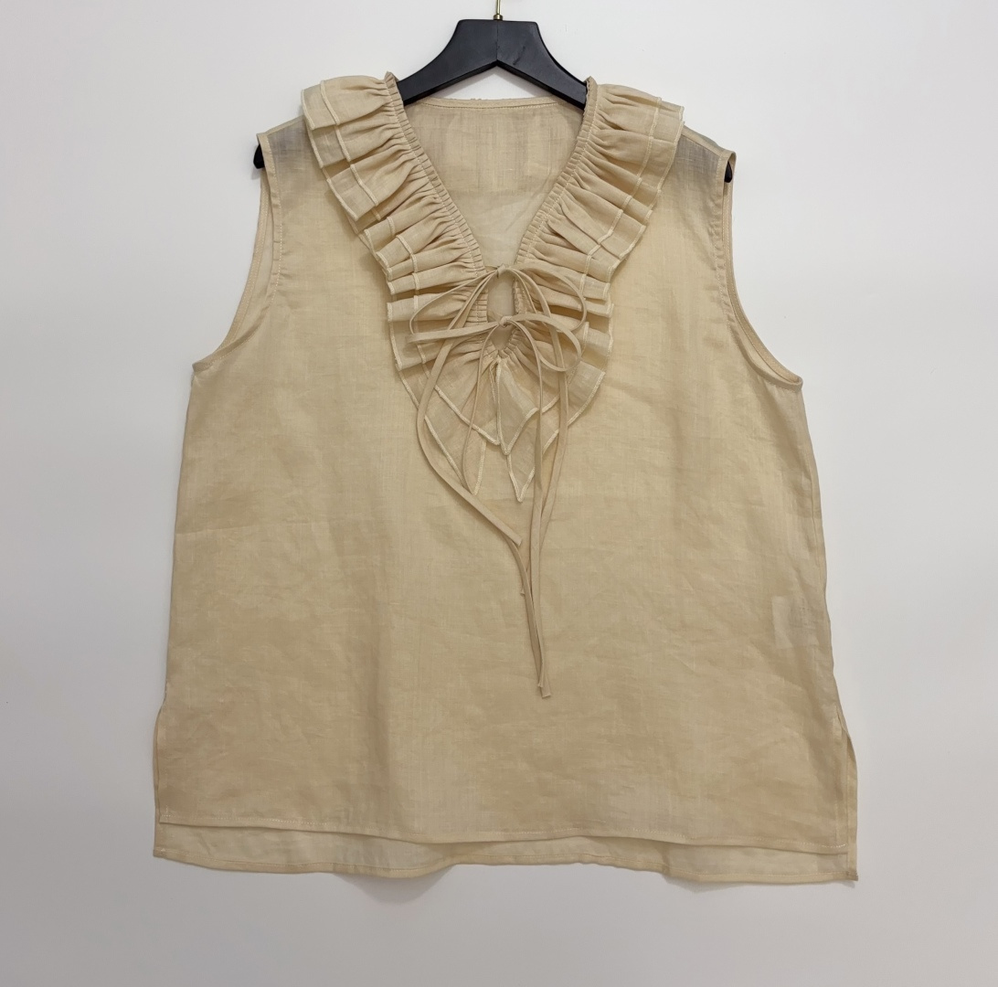 Chic Tie-Front Ruffle V-Neck Ramie Vest Top
