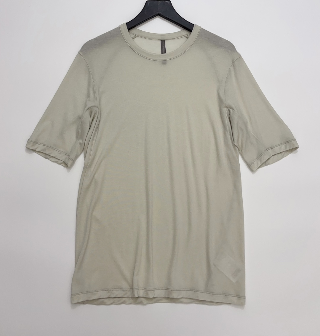 Classic Fit Top