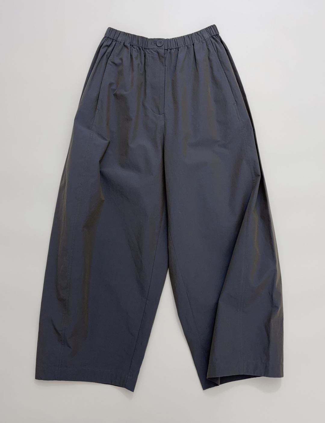 Shortsentence Minimalist Artistic Lightweight Paper-Feel Elastic Waist Balloon Pants
