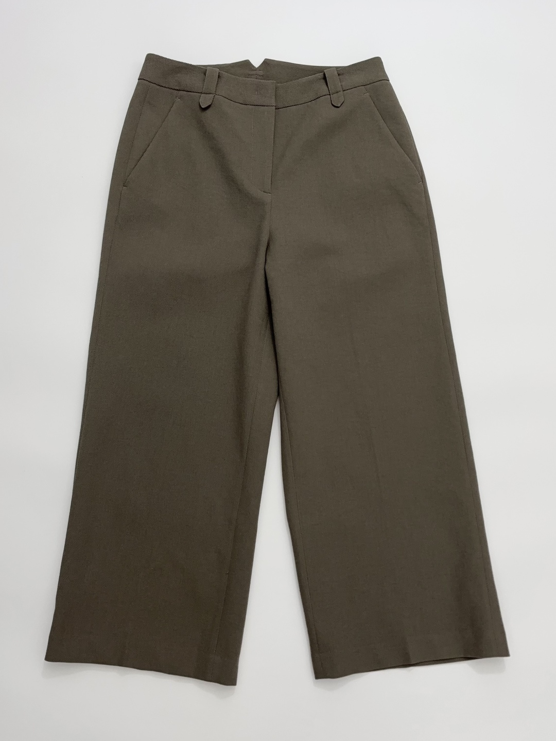 Minimalist Cropped Side Pocket Casual Trousers