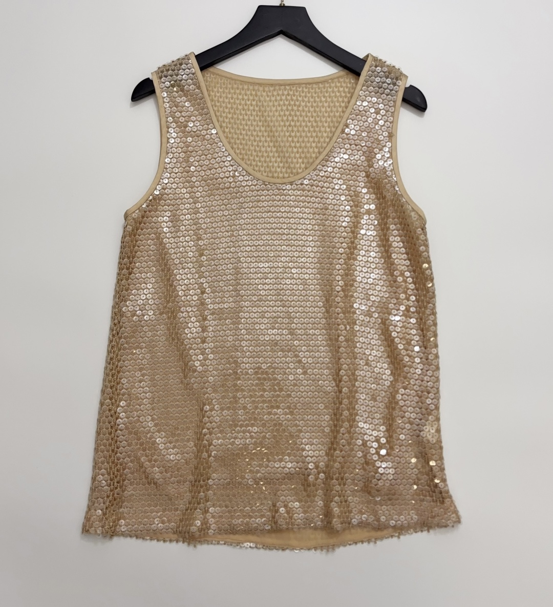 Straight U-Neck Sleeveless Shimmering Sequin Vest