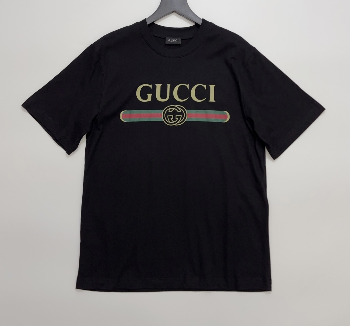 Gucci 2026 Spring/Summer Classic Double Button Letter Print Crewneck Short Sleeve T-Shirt