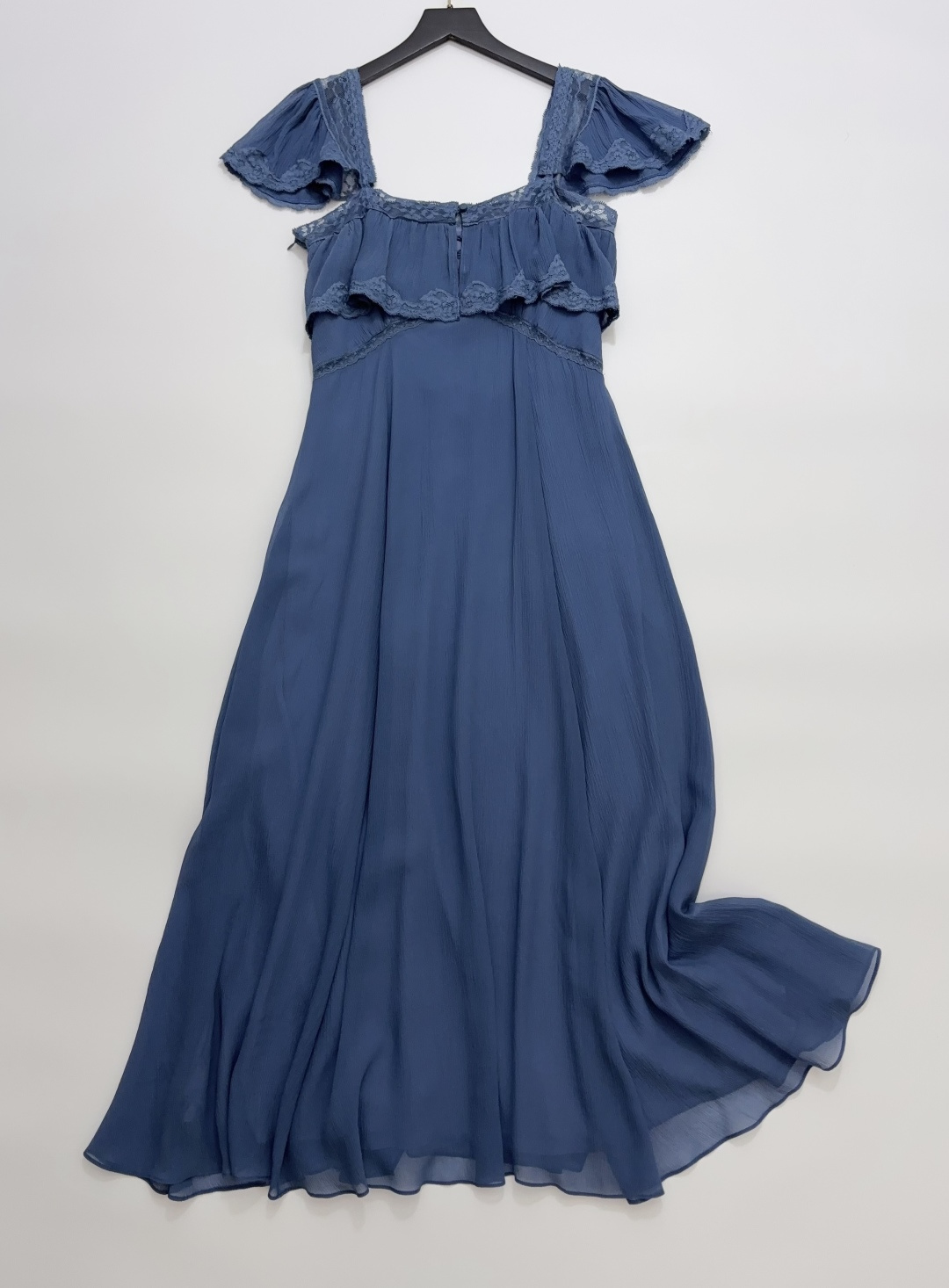 Chloé Yimengling Style Pink Camisole Dress with Lace Trim and Flutter Sleeves Silk Beach Vacation Dress