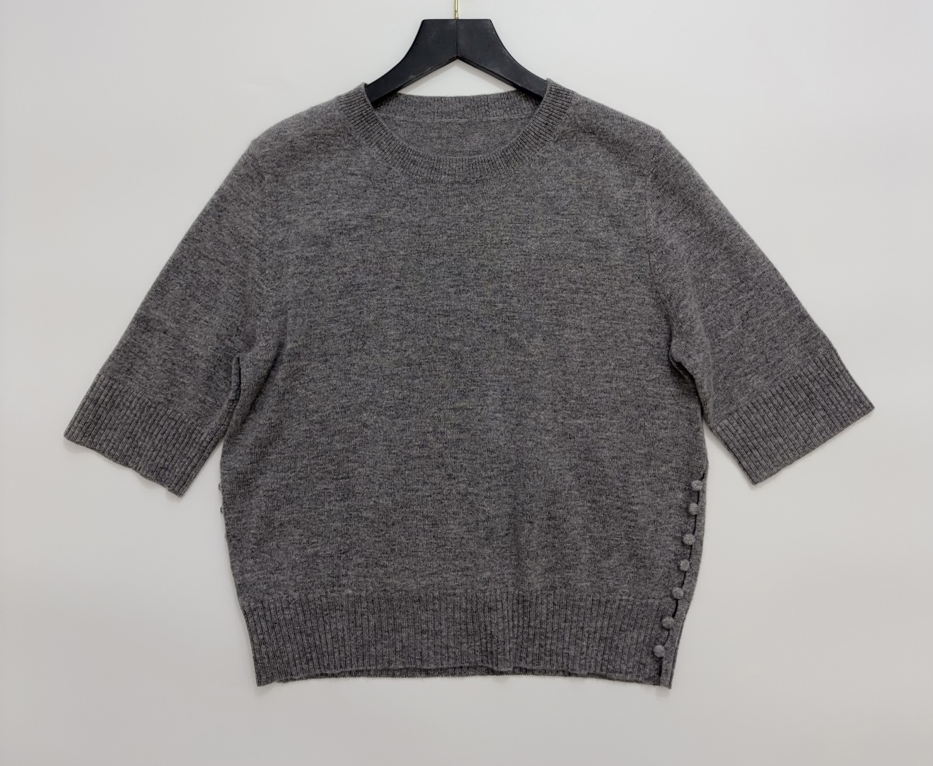 Oscar De La Renta Women's Button Detail Sweater