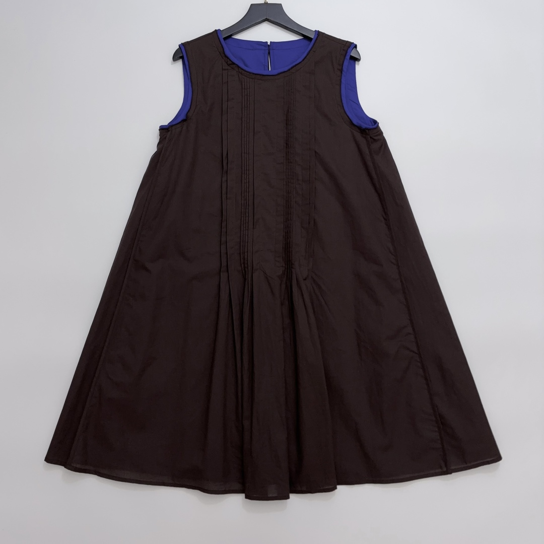 3D Pleated Color-Block Trim Slit Back A-Line Mini Dress