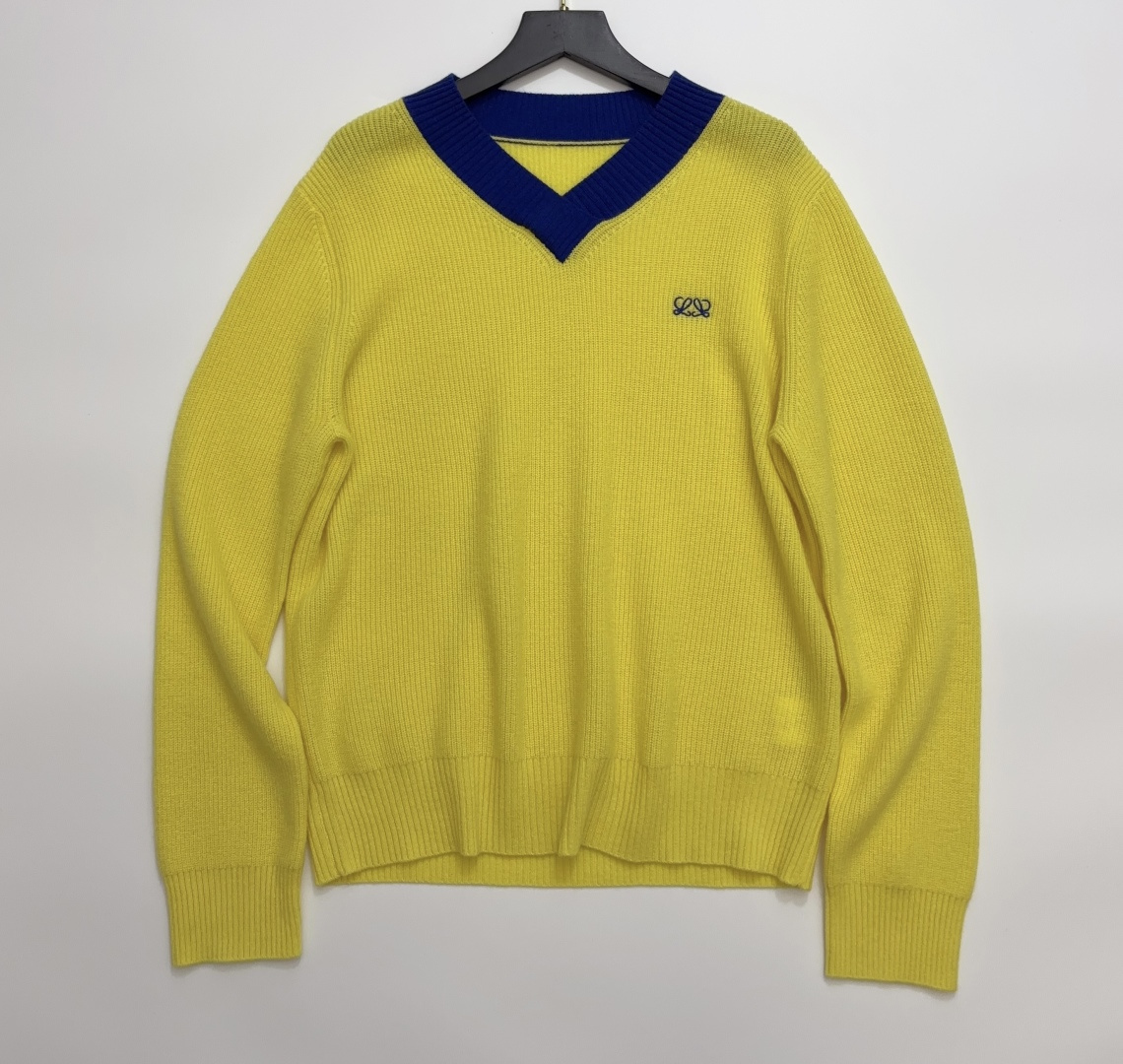 Loewe Fall/Winter 2026 Ribbed V-Neck Long-Sleeve Colorblock Sweater