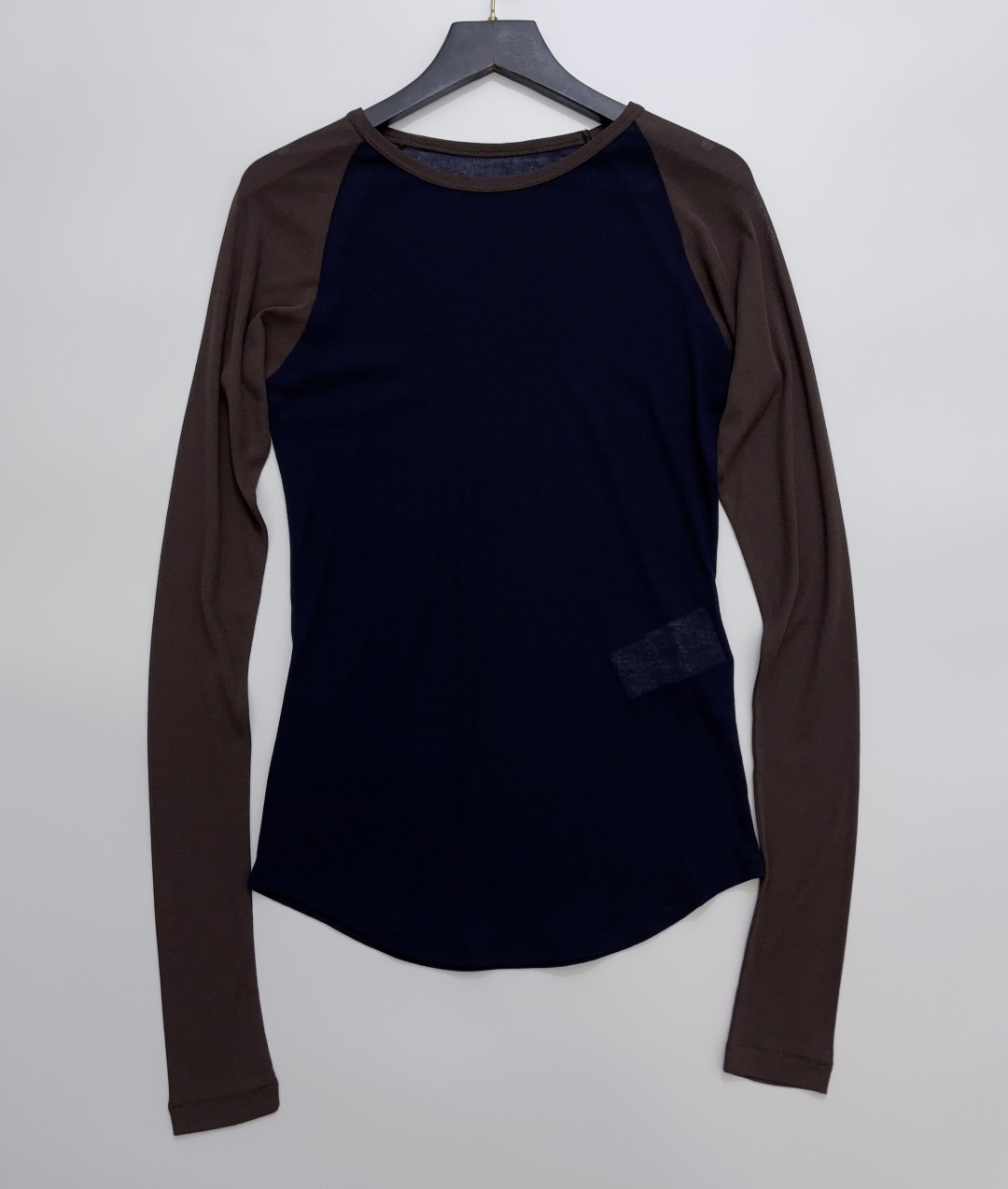 Ultra-Lightweight Sheer Slimming Waist-Cinch Raglan Sleeve Long-Sleeved T-Shirt with Sun Protection