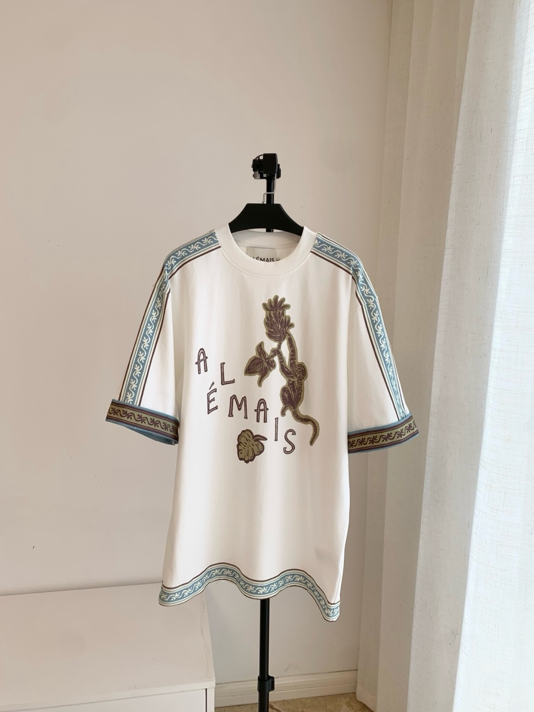 Alémais White Floral Print Short Sleeve T-Shirt