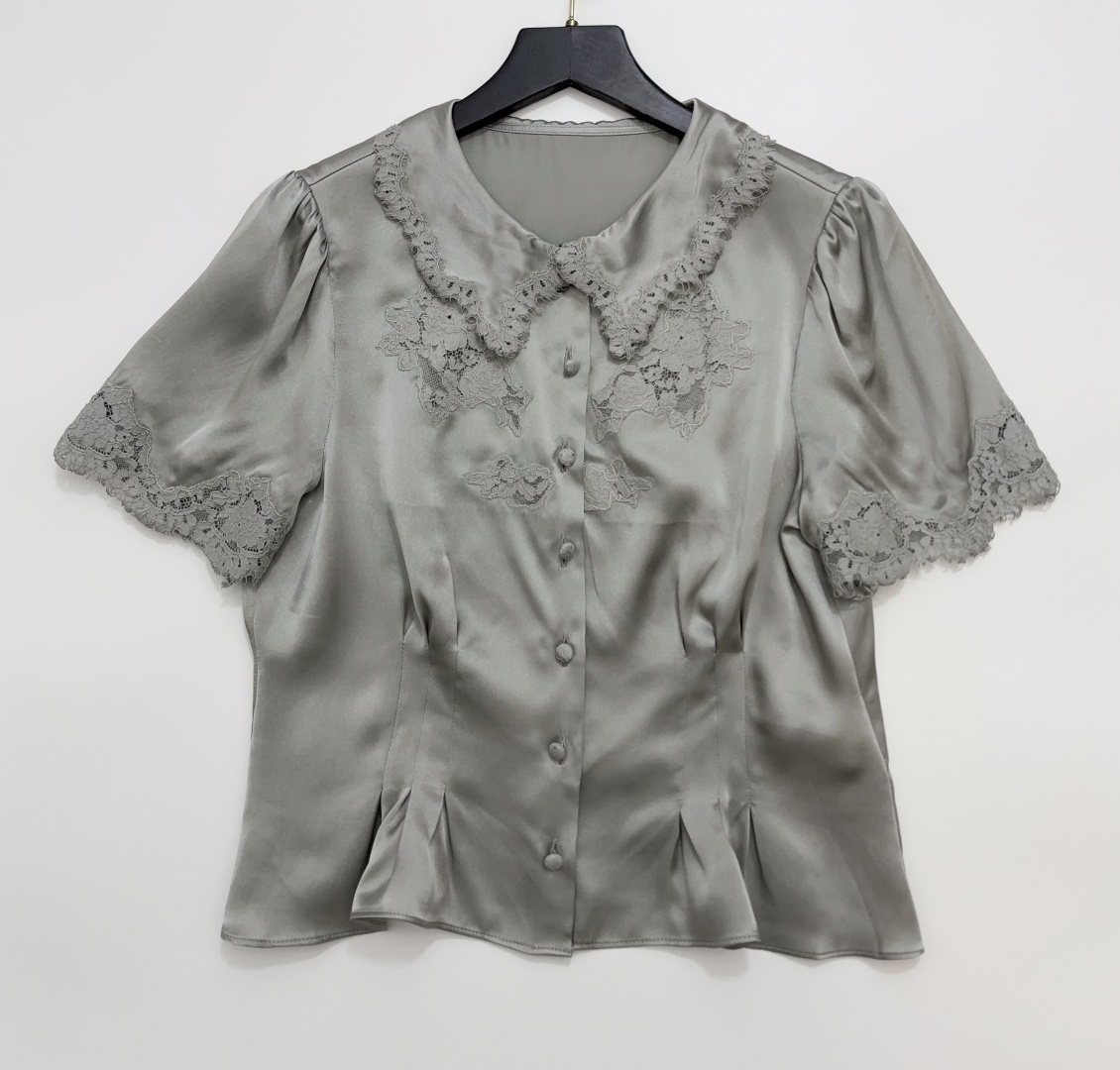 Dôen Yvette Eyelet Floral Embroidered Lace Trim Short Sleeve Collared Shirt