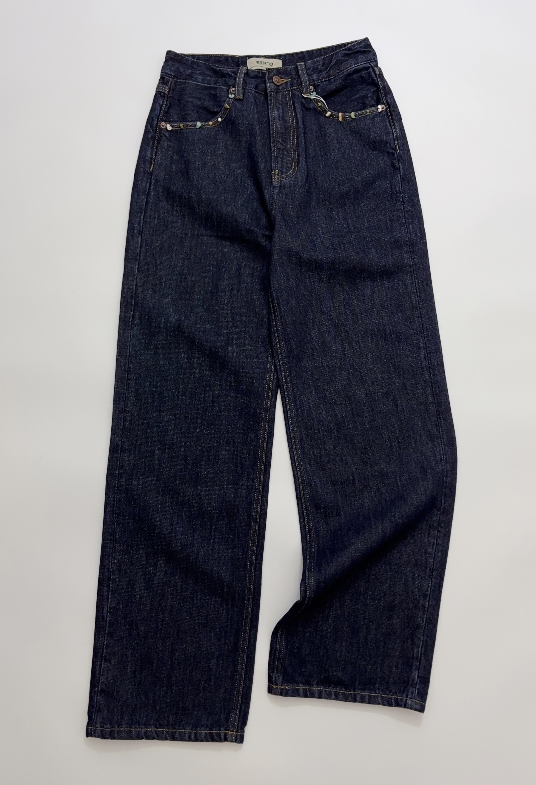 Loose Straight Dark Blue Jeans with Colorful Pebble Pocket Design