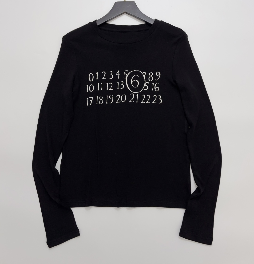 MM6 Maison Margiela Letter Print Stretchy Round Neck Long-Sleeve Top