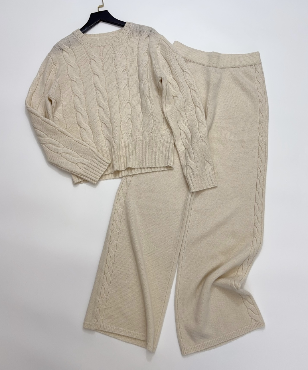 Loro Piana Women's Napier Chunky Knit Cashmere Top and Trousers Set