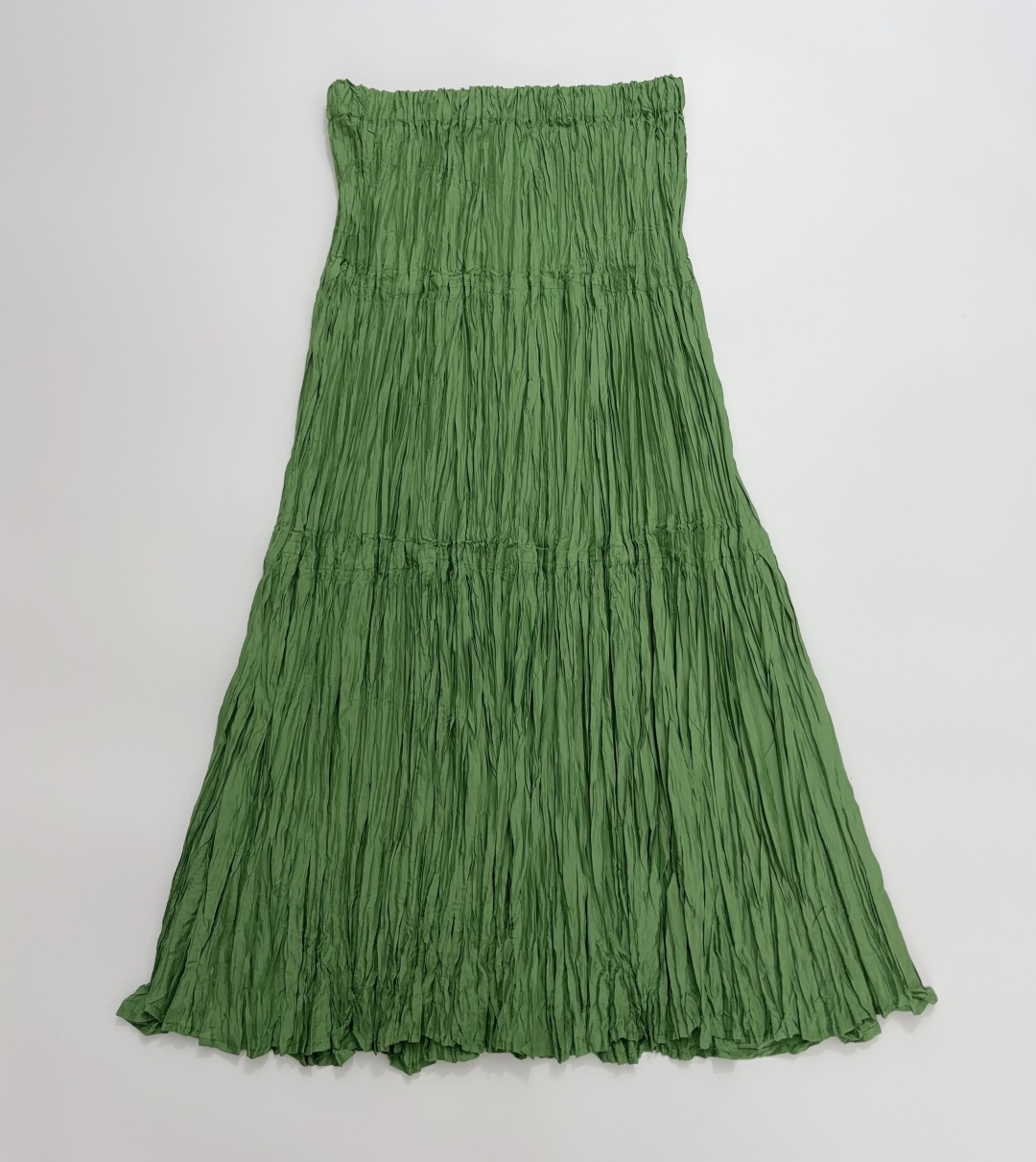 Issey Miyake Solid Color Elastic Waist Pleated Maxi Skirt