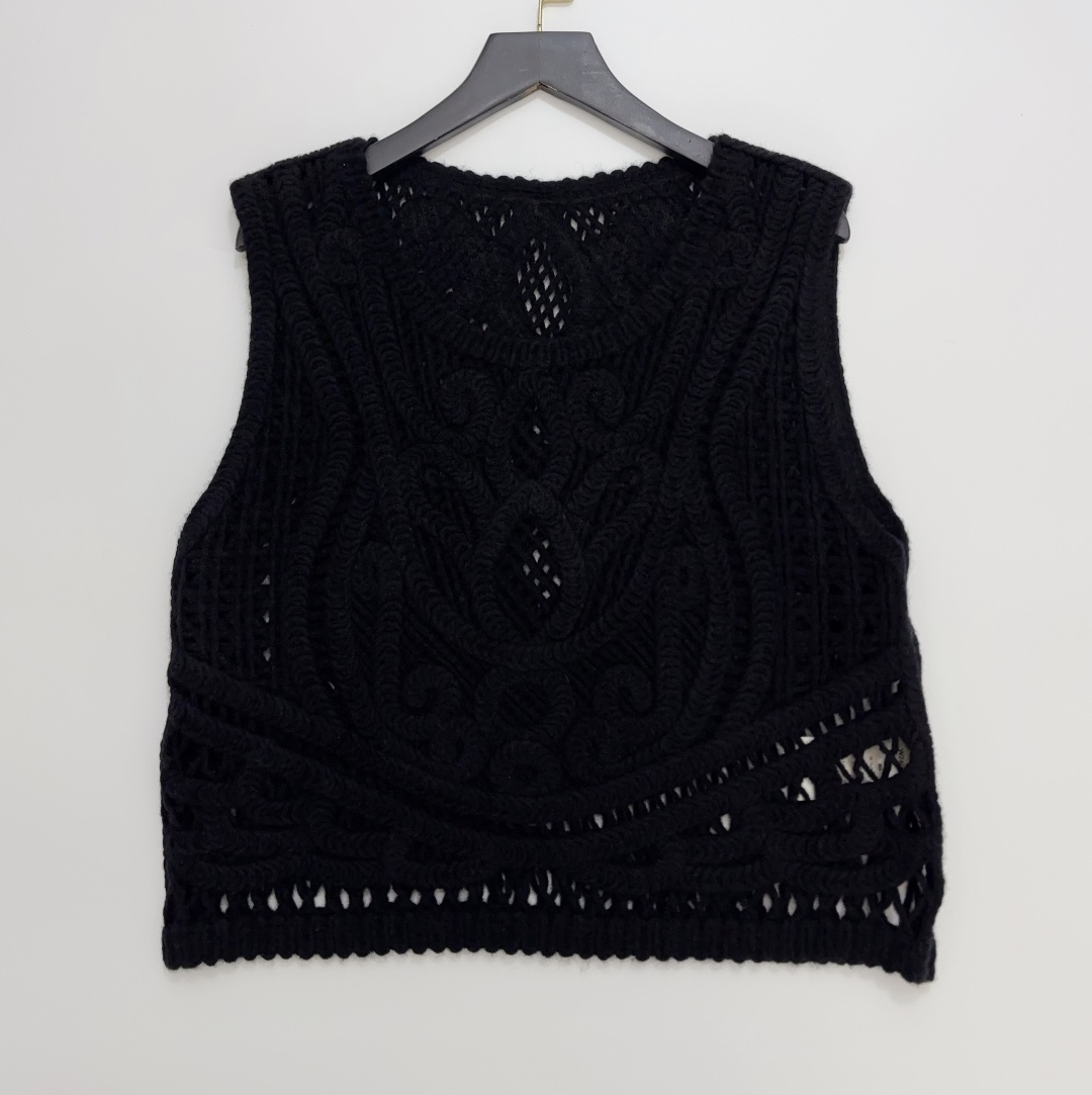 Curensology Knit Crochet Vest