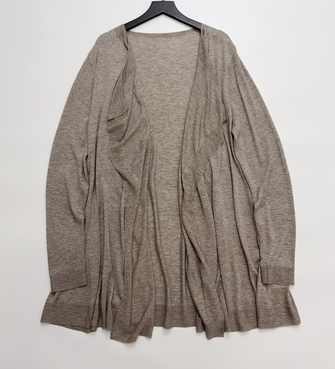 Swaying Seamless Lightweight Early Autumn Cardigan Jacket