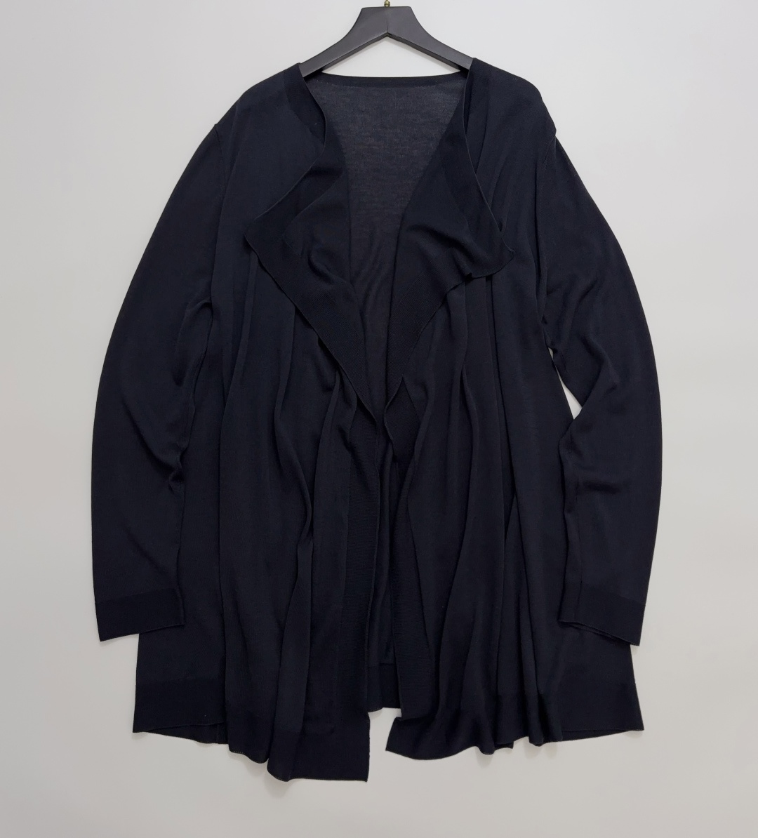 Swaying Seamless Lightweight Early Autumn Cardigan Jacket