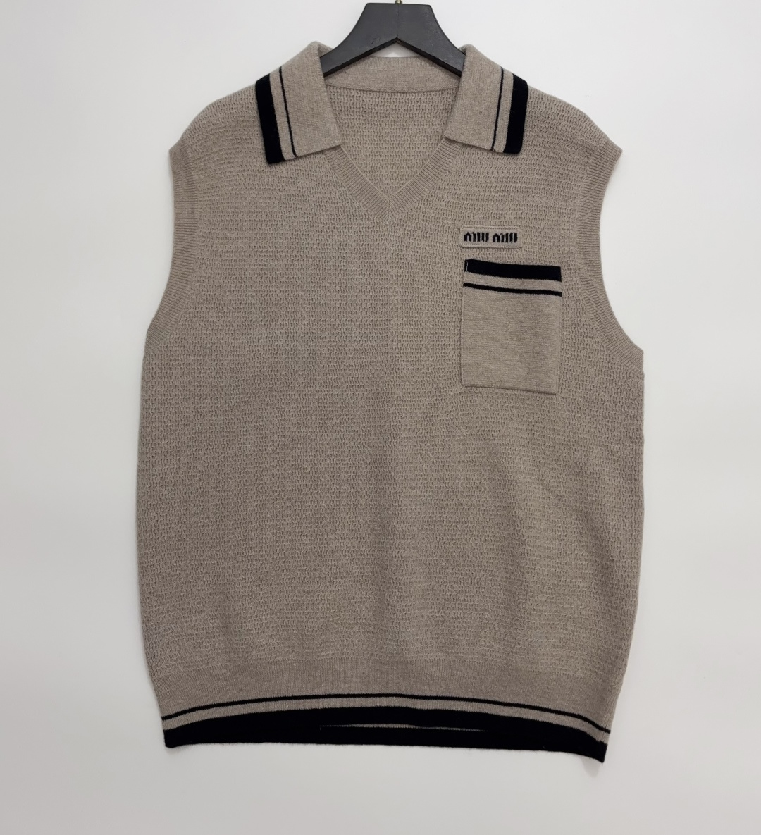 Miu Miu Early Autumn Letter Logo Preppy Lapel Knit Vest Top