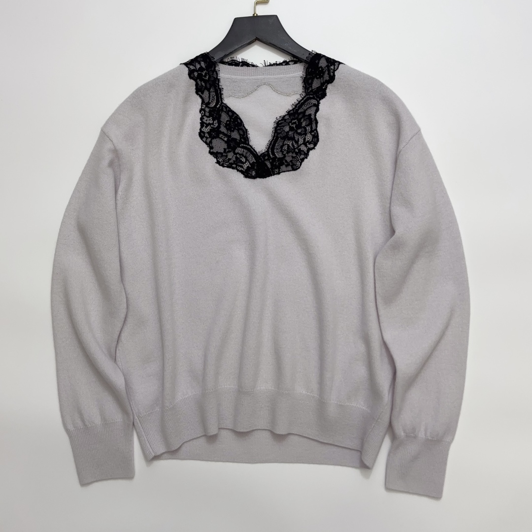 Vale Lace V-Neck Patchwork Loose Knit Sweater