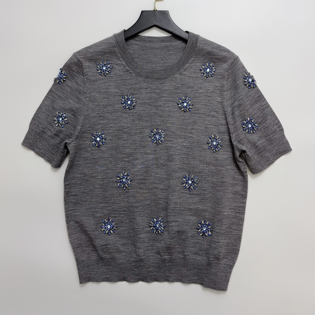 Oscar de la Renta Crystal Embellished Embroidered Pullover Sweater