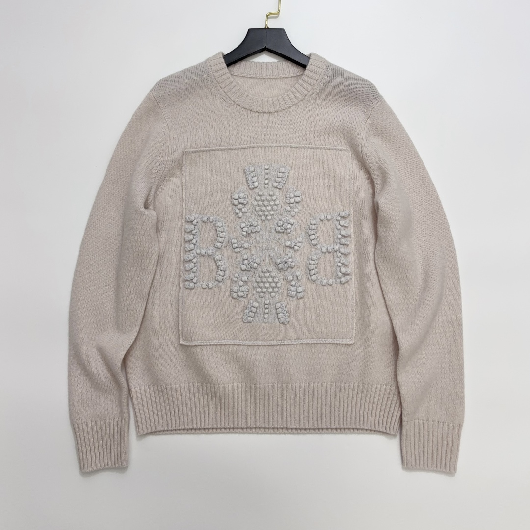 Barrie Color Block Letter Round Neck Pullover Knit Sweater