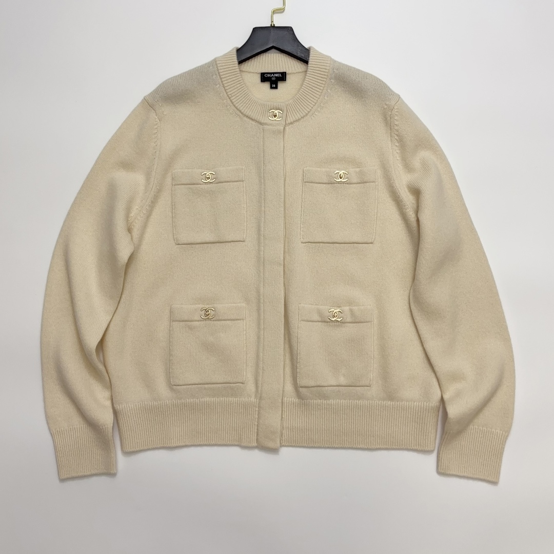 Chanel Four-Pocket Buckle Wool Knit Cardigan Top