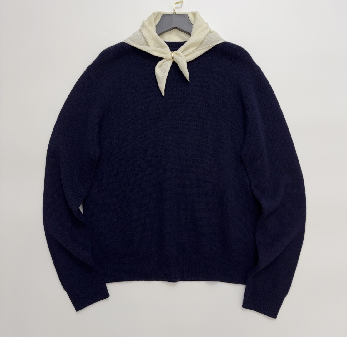 Women's Scarf Collar Loose Short Knit Sweater