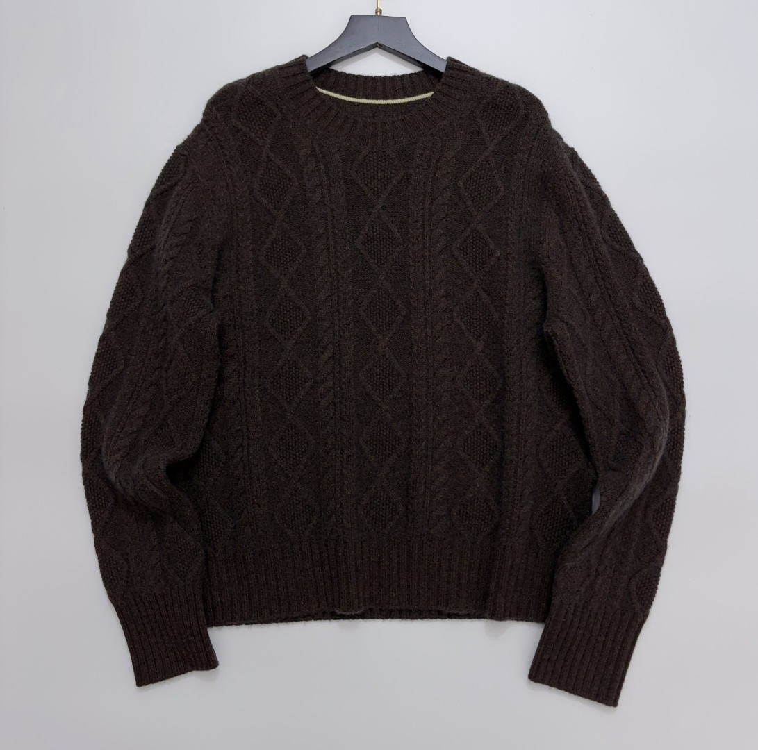 MICHAEL KORS Women's Round Neck Argyle Knit Sweater