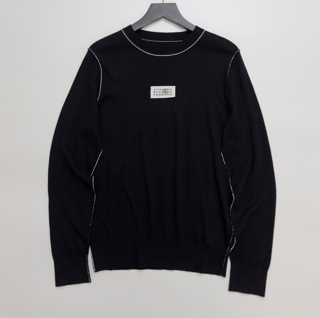 MM6 Maison Margiela Simple Numeric Logo Tag Round Neck Long Sleeve Knit Sweater