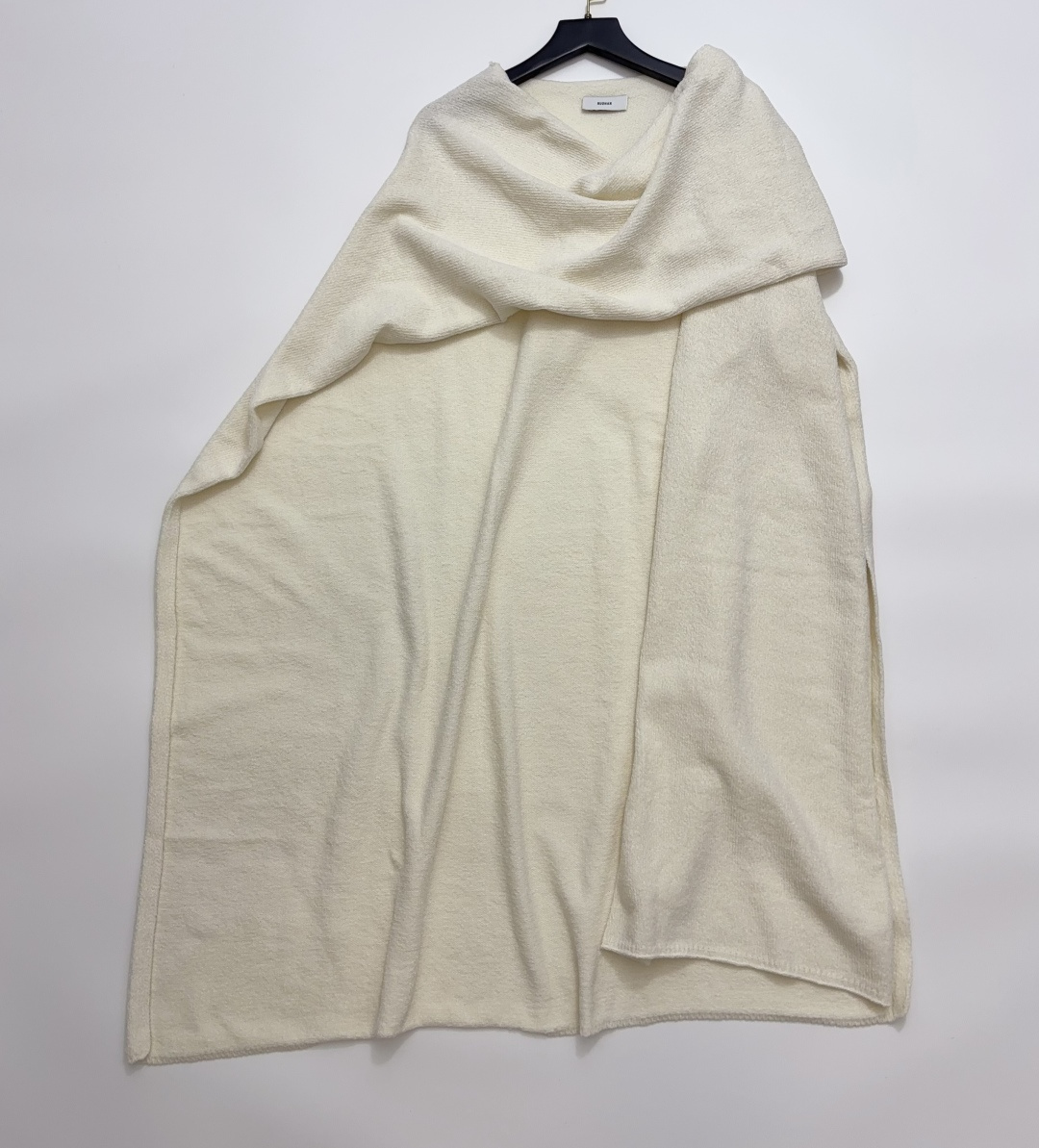 Ruohan Nie Ruohan Fall/Winter '26 Shawl