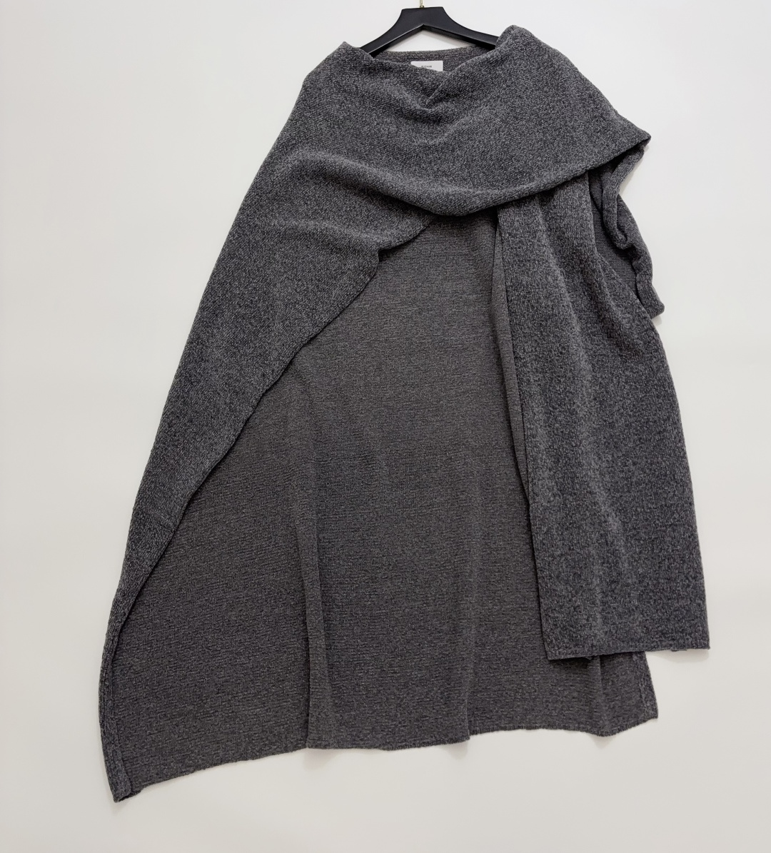 Ruohan Nie Ruohan Fall/Winter '26 Shawl